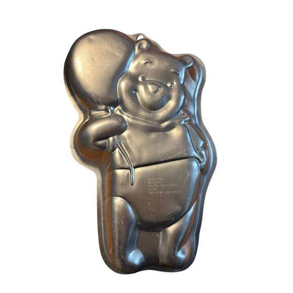 Disney Pooh Bear Wilton Cake Pan 2105-3100
Vintage Birthday Baking - Picture 2 of 3